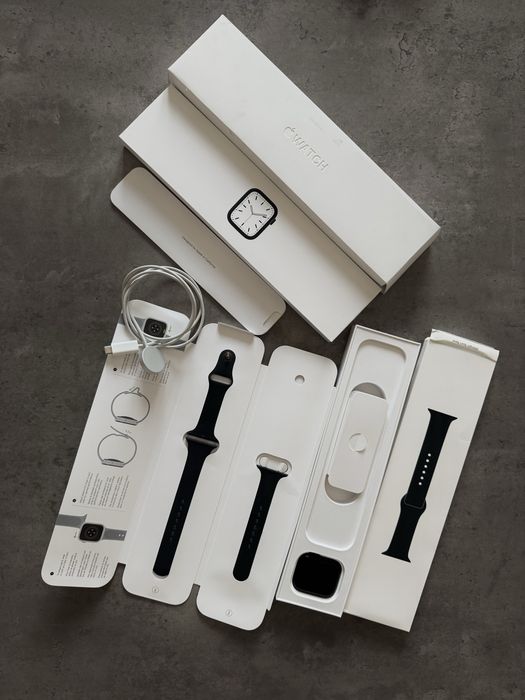 Apple Watch series 7 / 45mm
