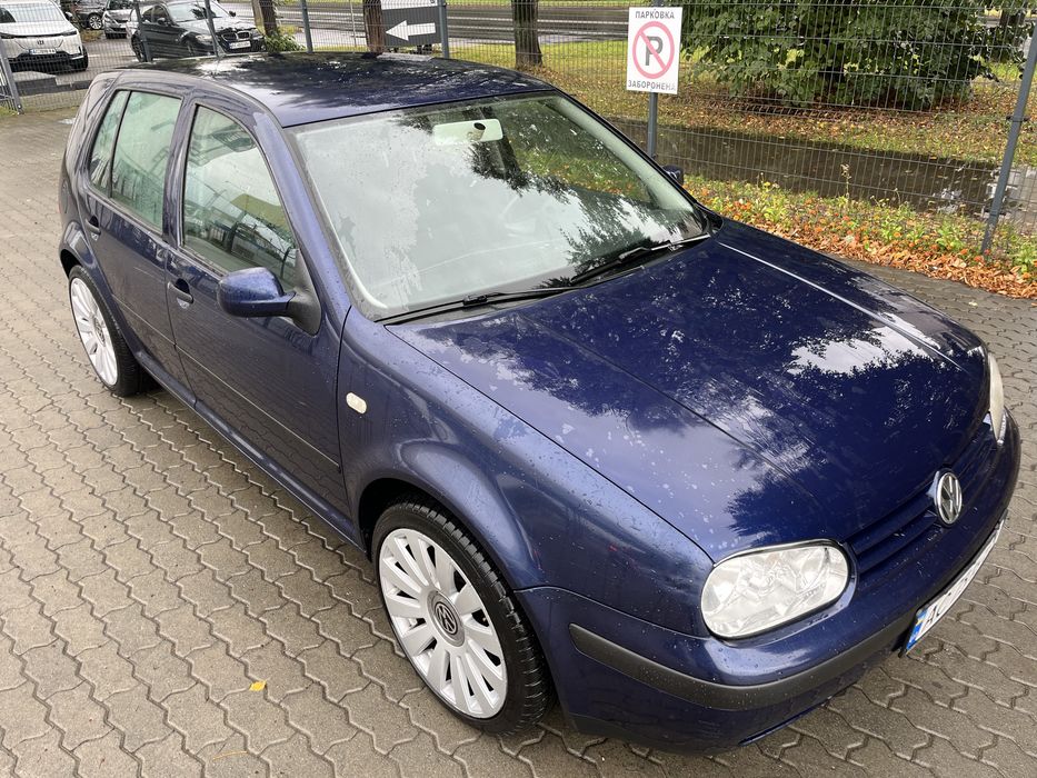 Volkswagen golf 4  1.4 бензин