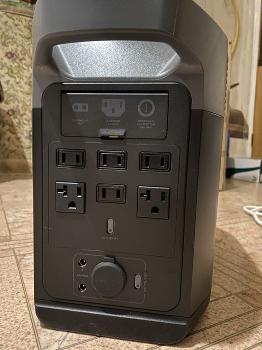 Зарядна станція Ecoflow Delta 2 + Сонячні панелі 220Вт