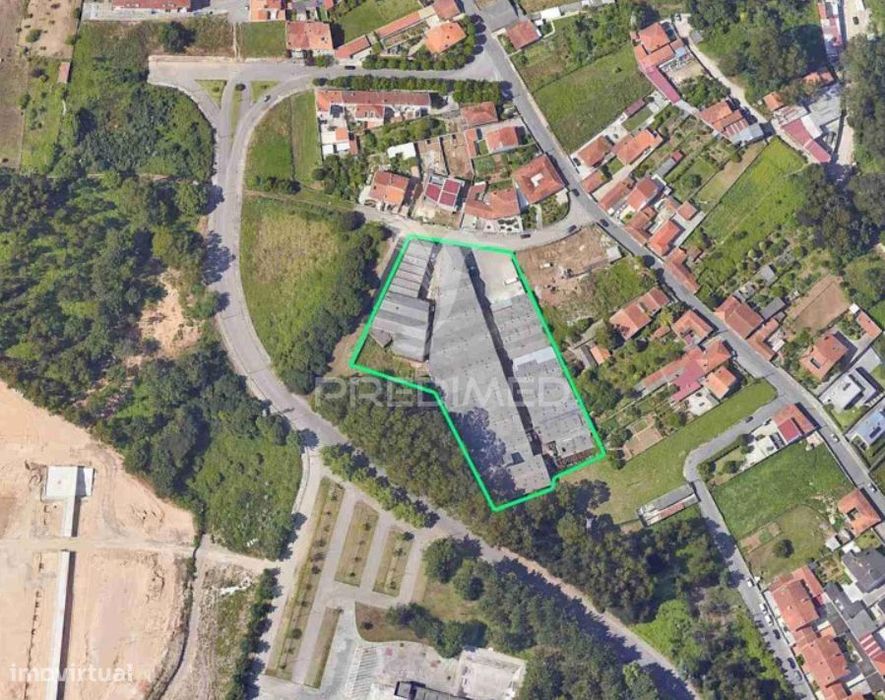 Conjunto de Armazéns – Imóvel Arrendado