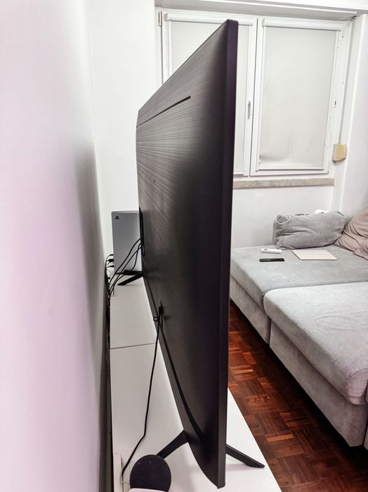 TV Samsung 70" 4K Ultra HD (modelo AU7175U)