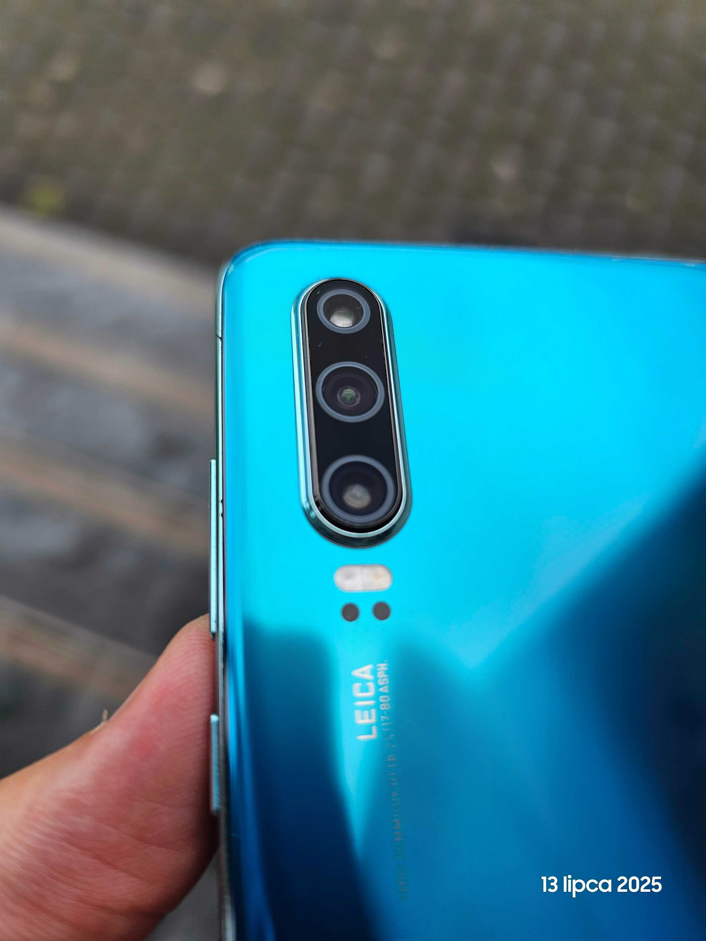 Huawei P30 6/128GB Aurora, stan bardzo dobry
