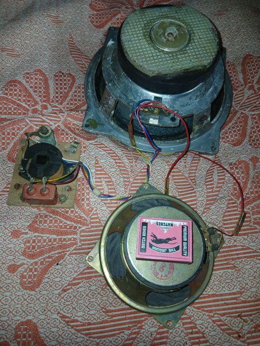 Динаміки радянські із акустичної системи Юпітер.