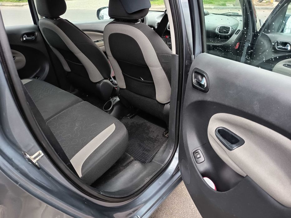 Продам Citroen Picasso 2011, 1.6