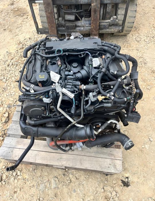 Silnik Jaguar Range Rover 3.0d Sdv6 306DT kompletny+skrzynia 8hp.