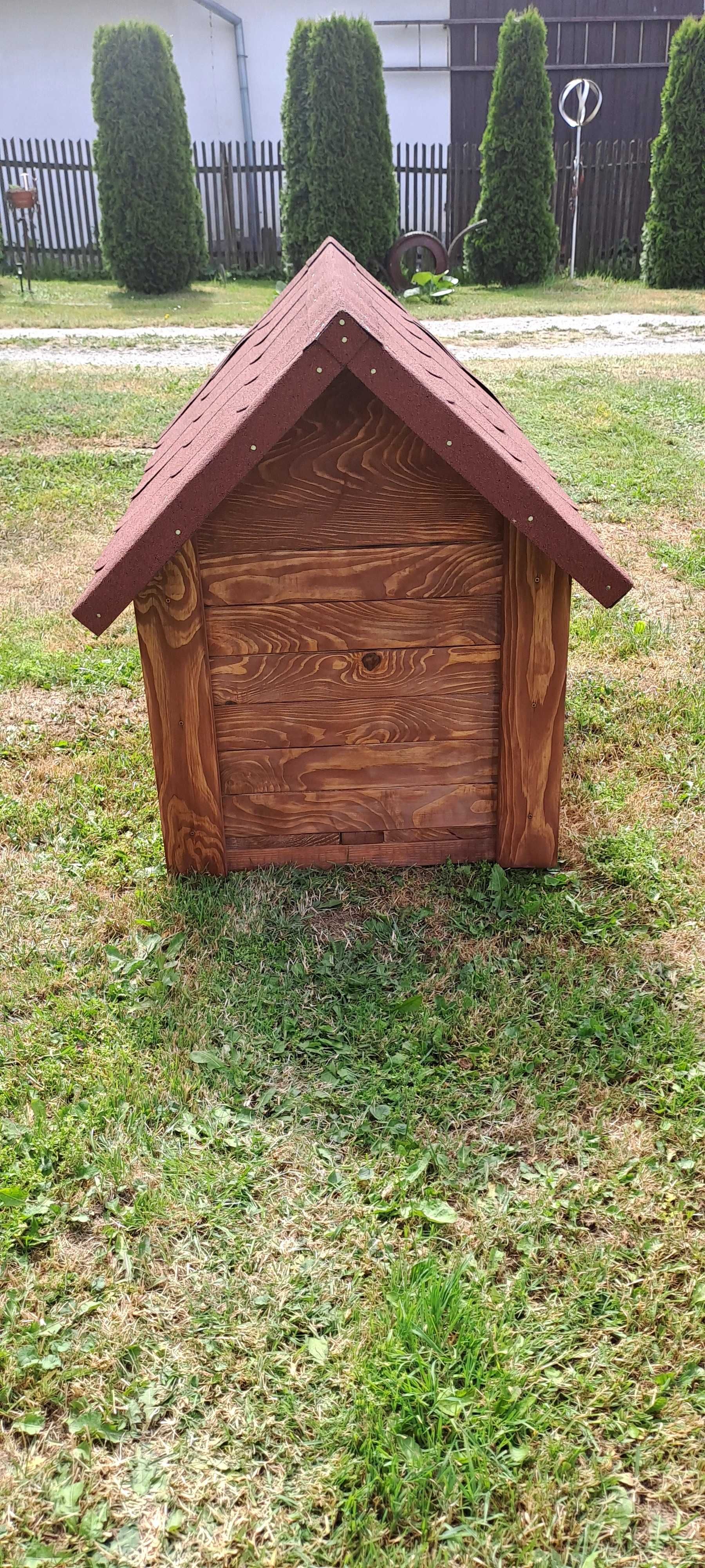 Buda dla psa 55x65x60 / solidna / na lata