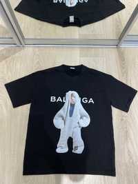 Футболка Balenciaga