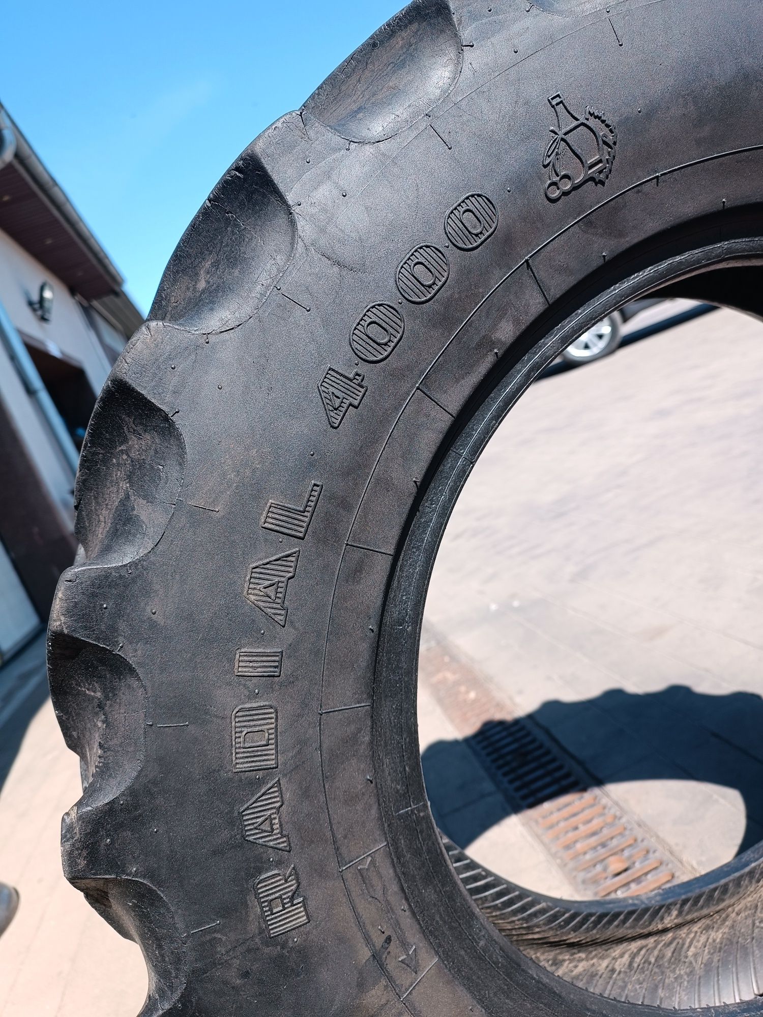 7.50R18 Firestone Radial 4000  7.50-18