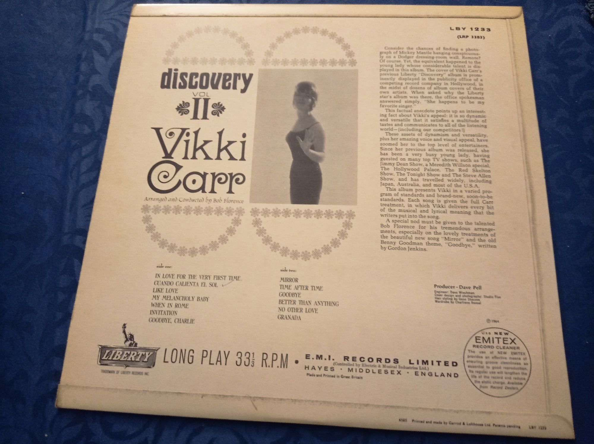 Vikki Carr -; Discovery II