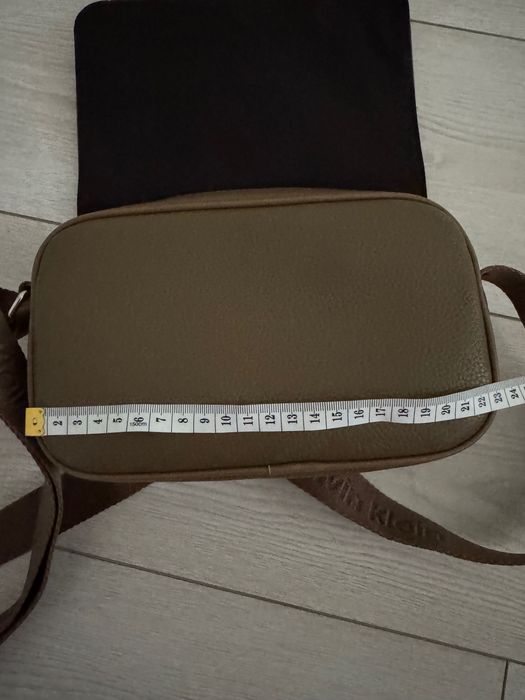 Сумка Calvin Klein в оригінальному  кольору кави з молоком