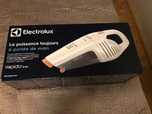 Odkurzacz ręczny " Elektrolux"