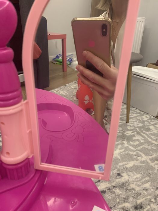 Трюмо для дівчинки