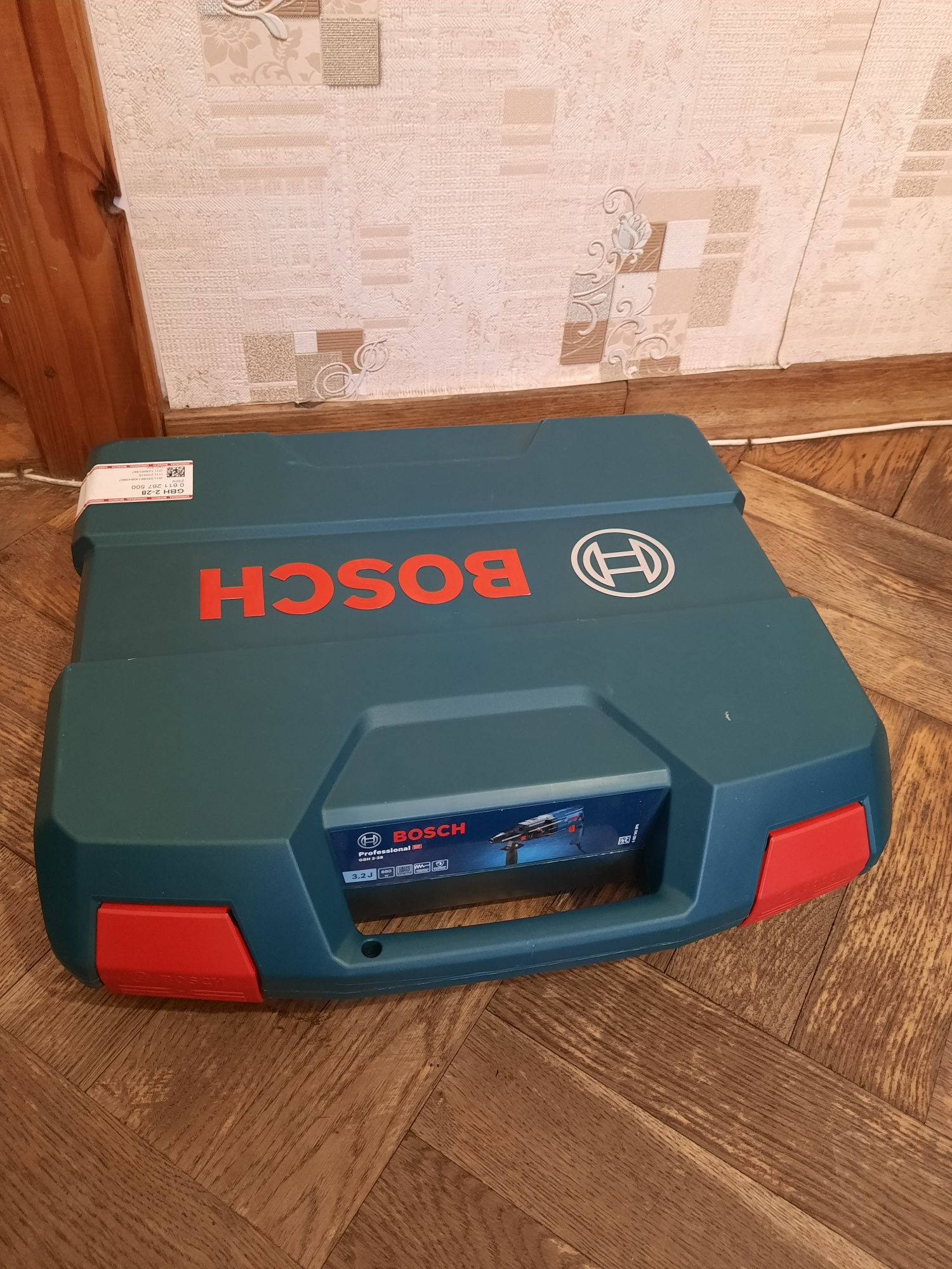 Абсолютно новий,оригінал!!Перфоратор BOSCH GBH 2-28,880вт,3.2дж