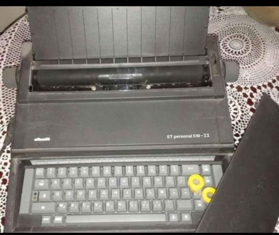 Maquina de escrever eletrica