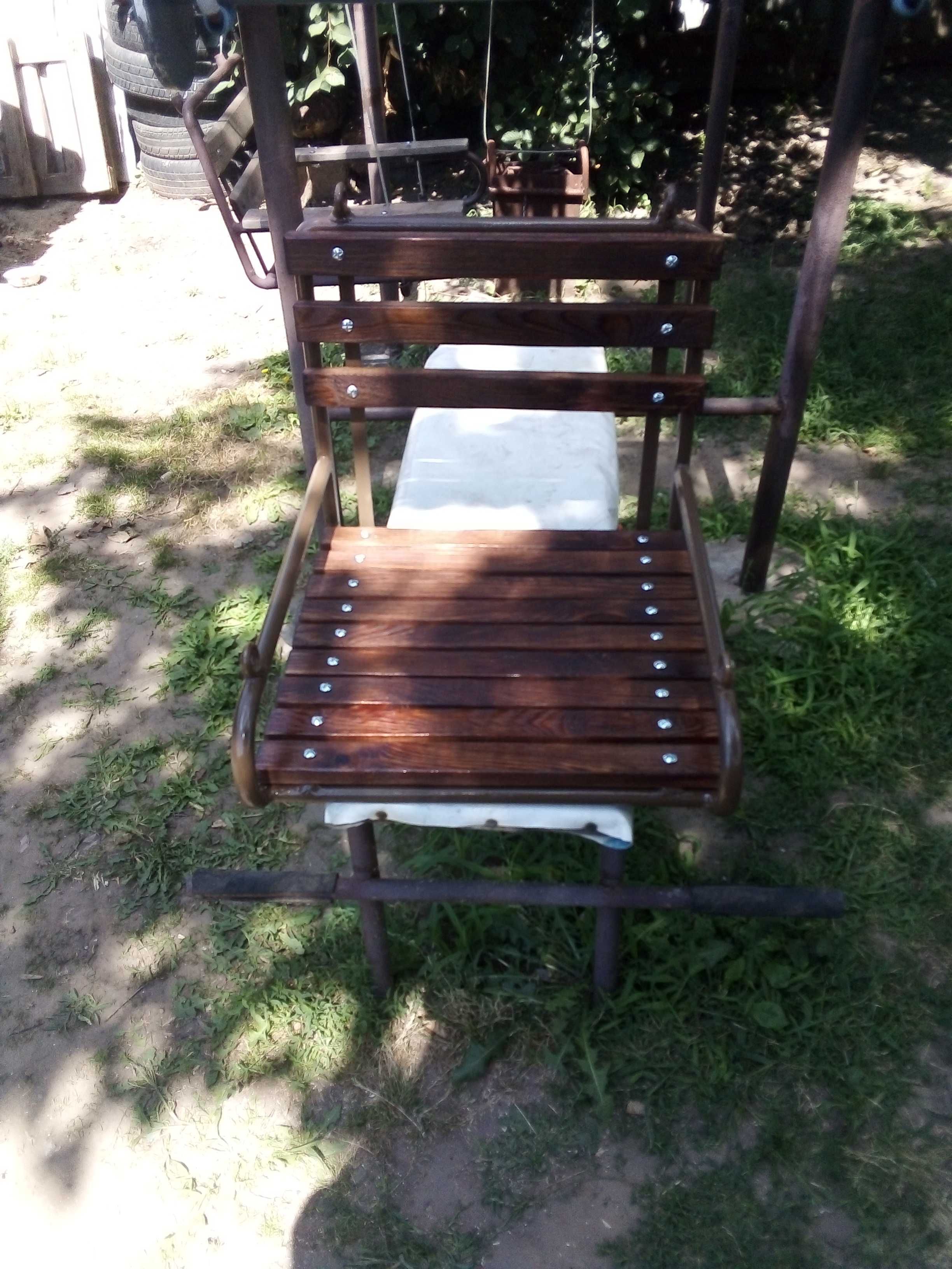 ПРОДАМ КАЧЕЛЮ основа дерево