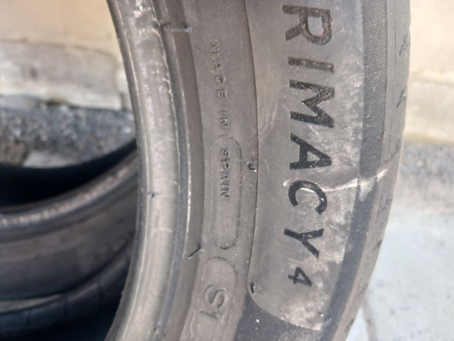 Шини р18 215/55 Мішелін 21р Літо Пара