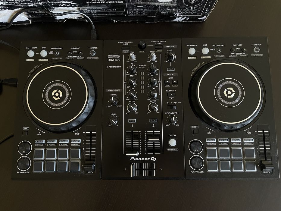 Konsola Pioneer DDJ-400