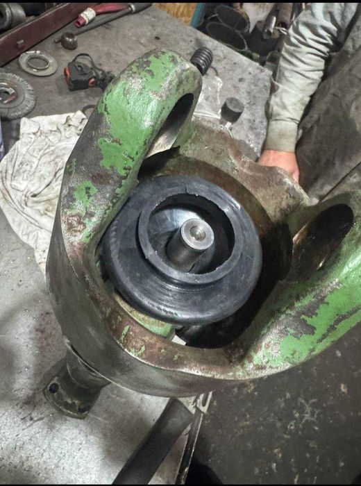 Карданний вал John Deere RE574236 — реставрація з гарантією