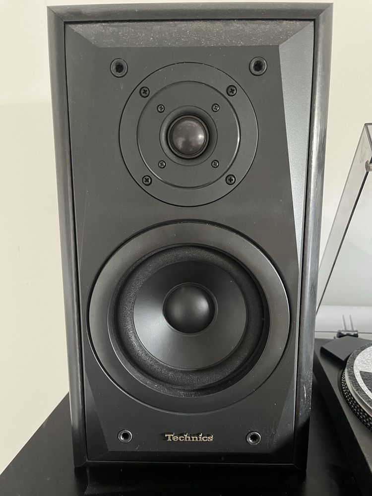 Sprzedam zestaw  Technics SE-CA10 z gramofonem SL-BD3