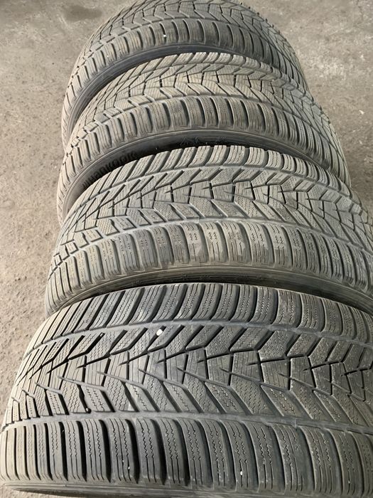Hankook winter icept evo 3 255 45 r20 23рік