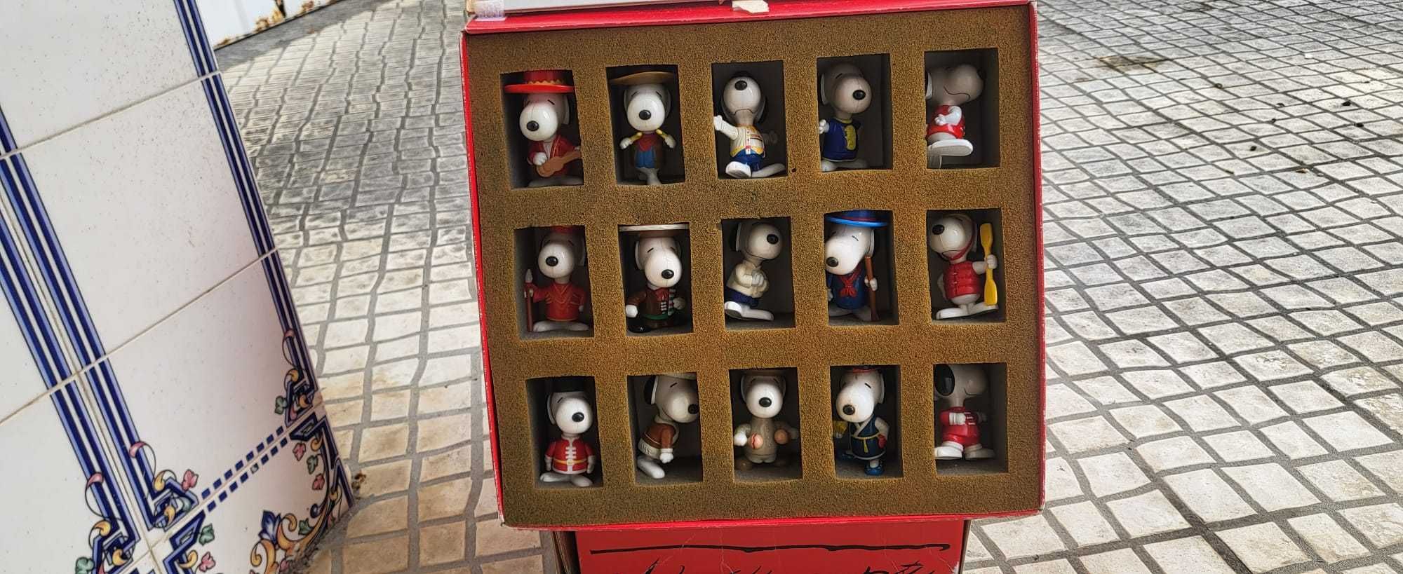 Colecção Vintage de figuras Snoopy em cx de coleccionador