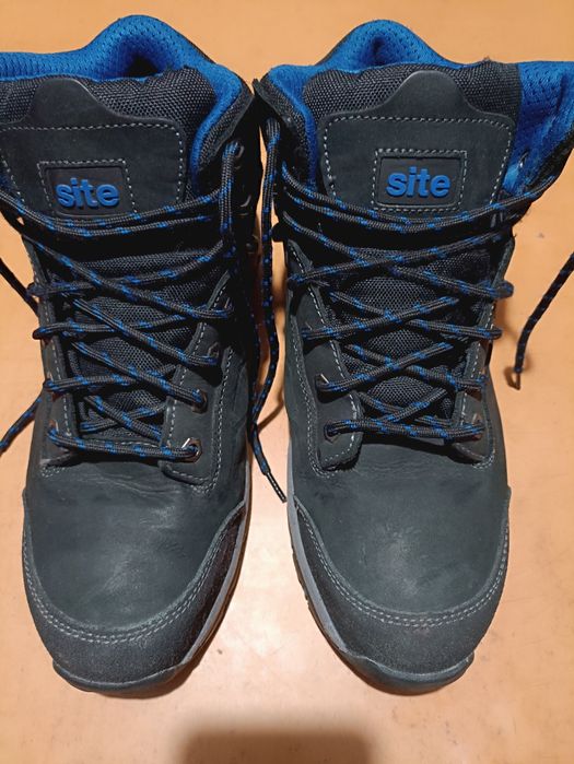 Черевики 44р у гарному стані, клас захисту S3