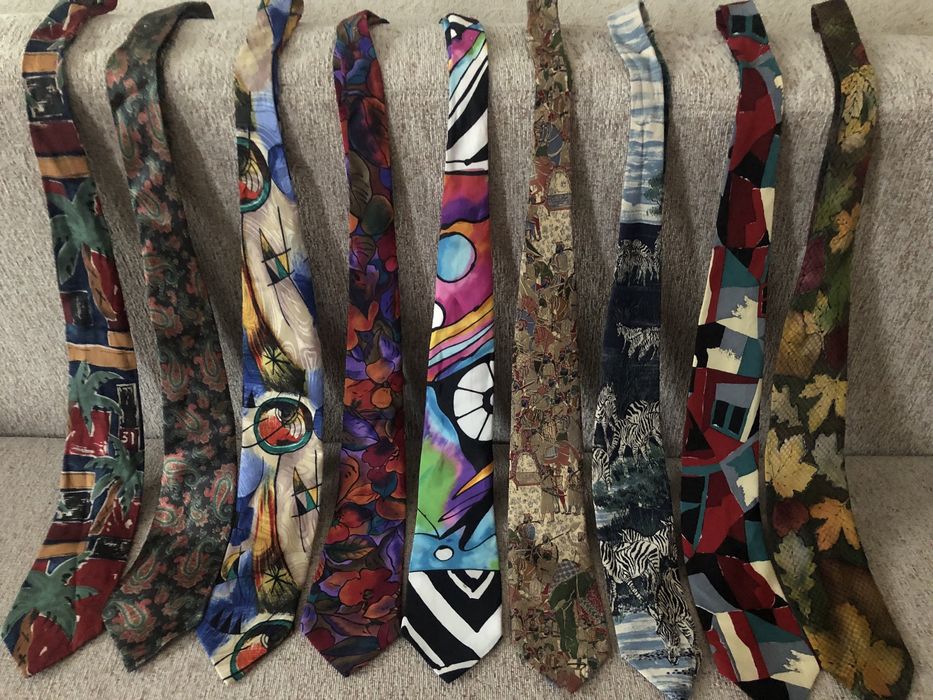 Галстуки прикольные, классические!