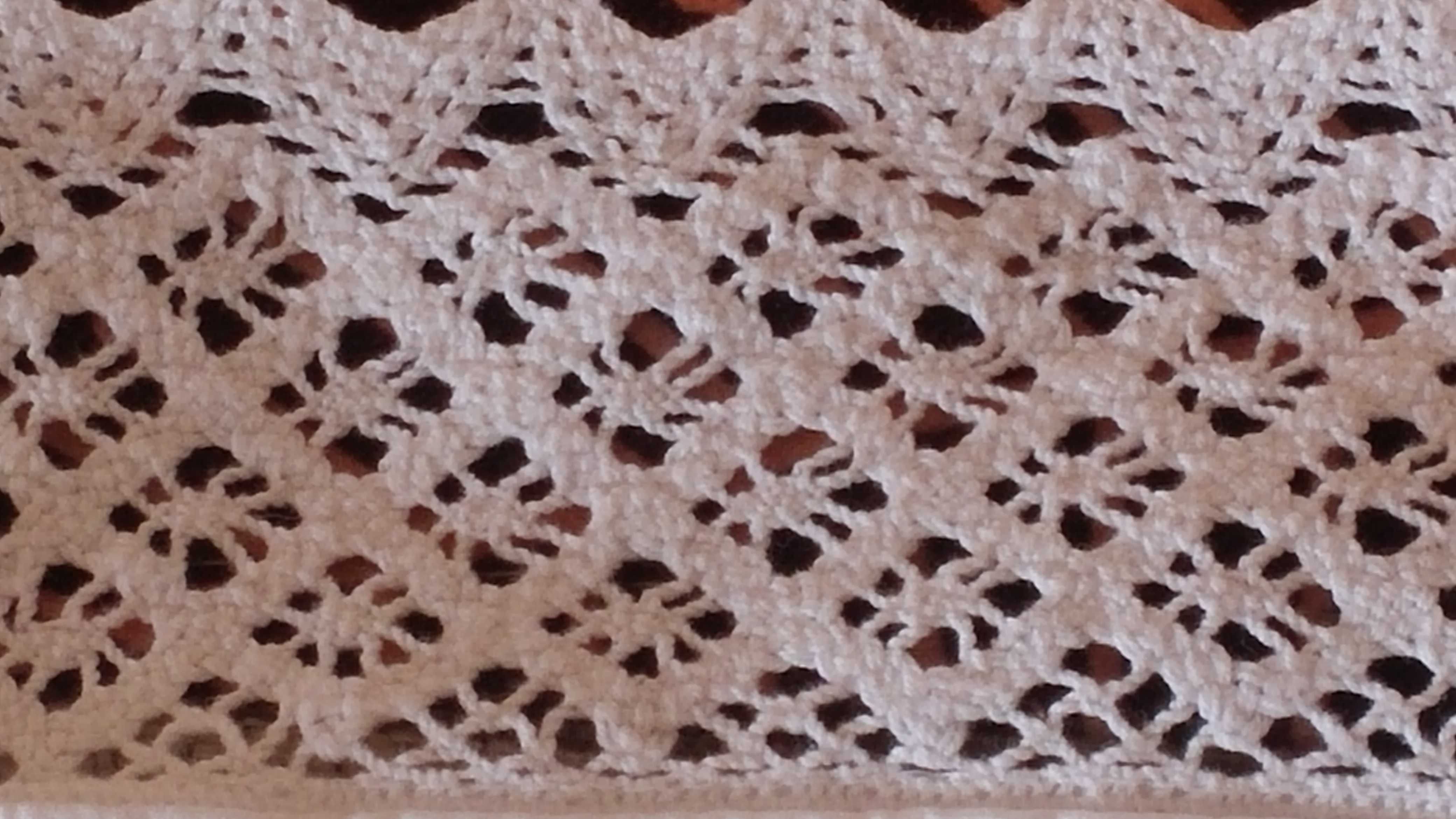 Ozdobna poszewka na poduszke - 38cm x 38cm plus koronka 6cm !!