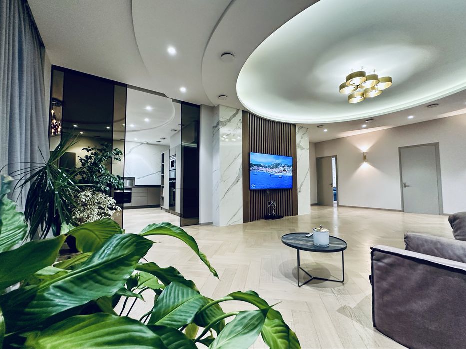 Продаж квартири у ЖК Садовому!!! 4-к квартира!!!