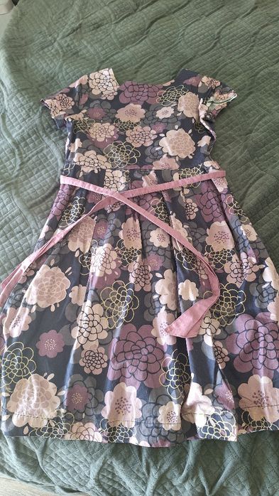 Vestido em bom estado