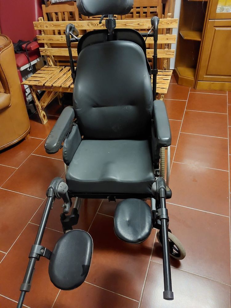 Cadeira rodas geriatrica