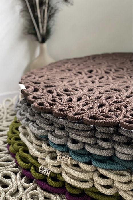 Дизайнерській килим "Забаганка" ручної роботи бренду IVANKA