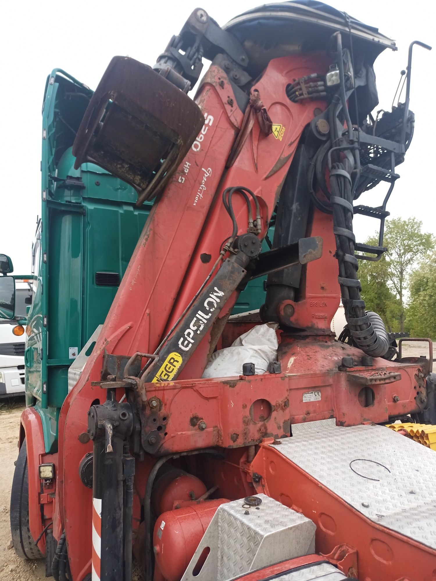 Scania  2015 drewna drzewa lasu epsilon