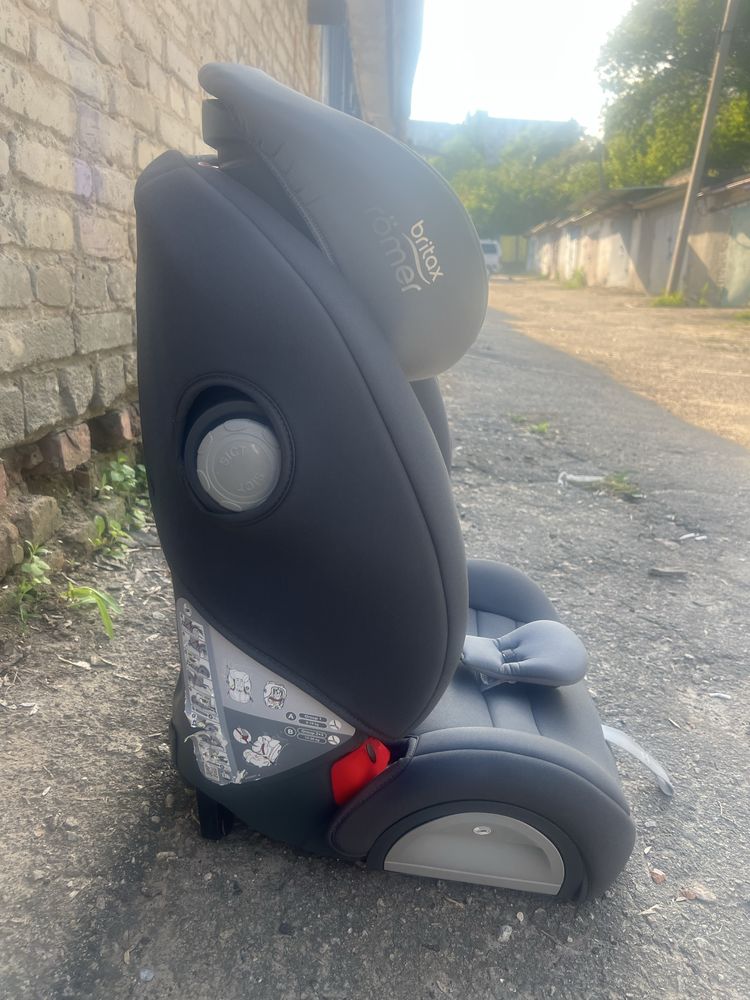 Продам дитяче автокрісло Britax Romer Evolva 123 SL Sict