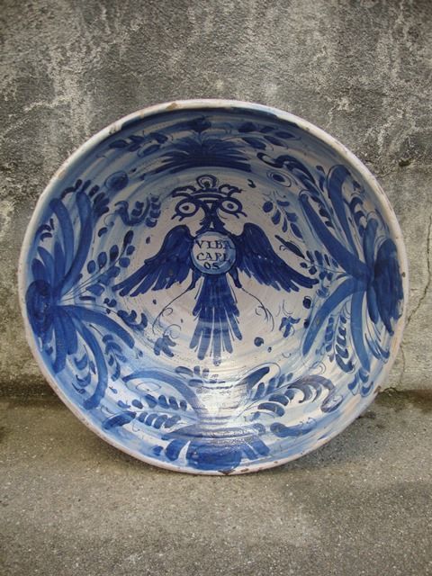 Prato antigo em porcelana chinesa