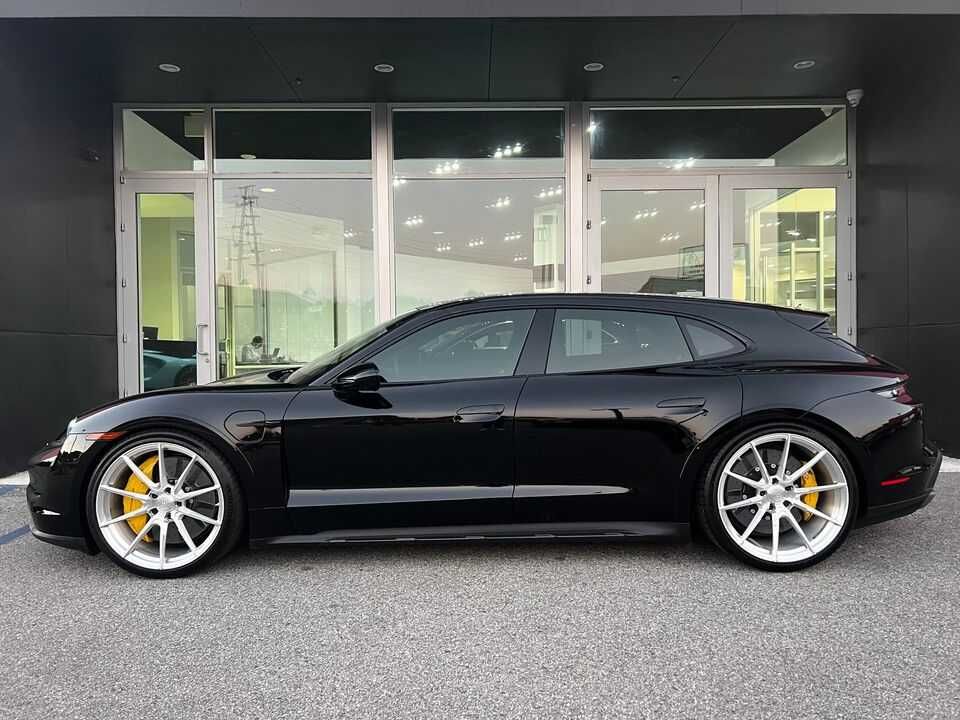 2023 Porsche Taycan Cross Turismo Turbo S