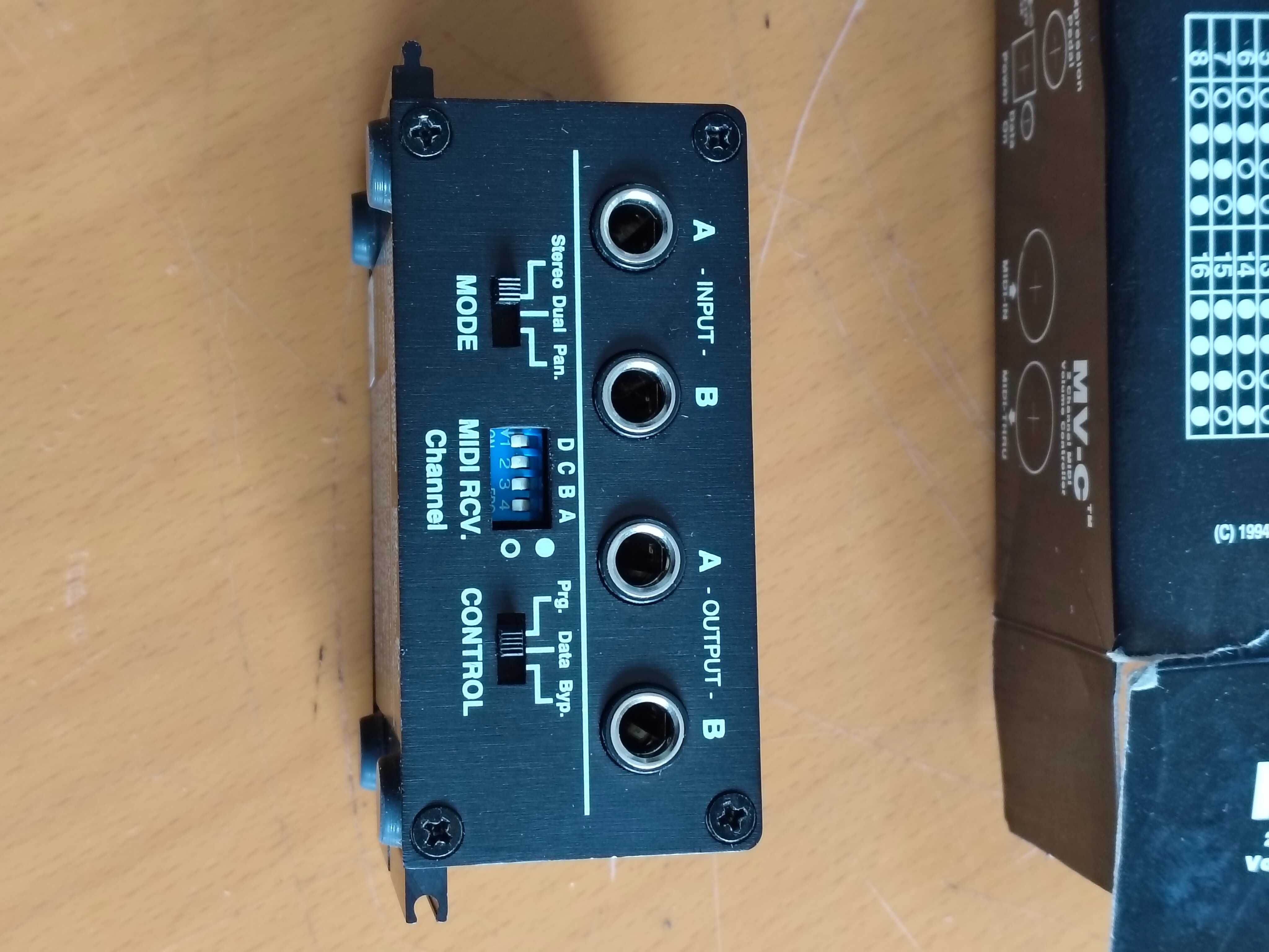 MV-C 2 chanel midi volume controller