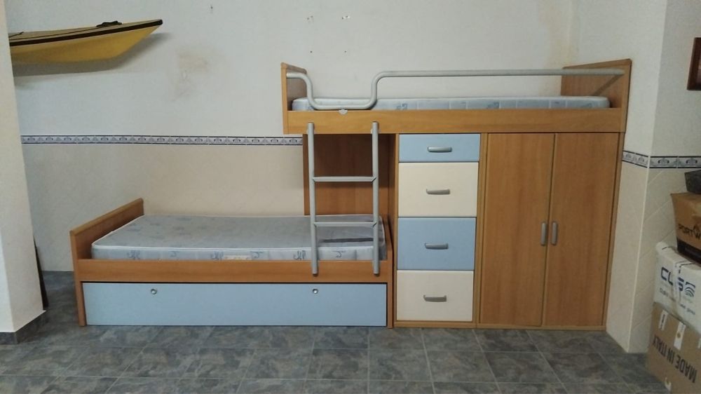 Beliche Triplo com Arrumação – 3 Camas (194 cm x 93 cm)