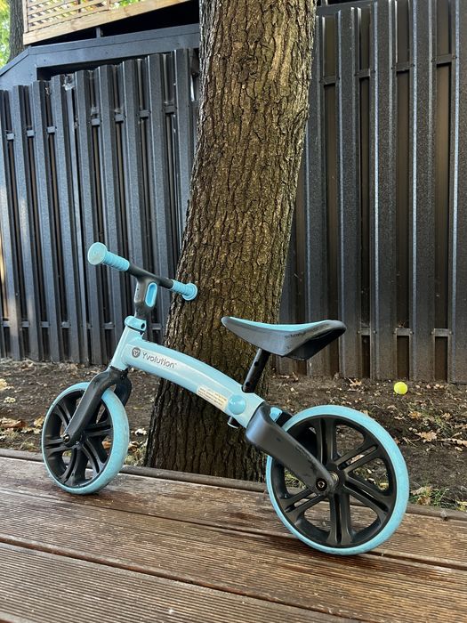 Велобіг з додатковим колесом