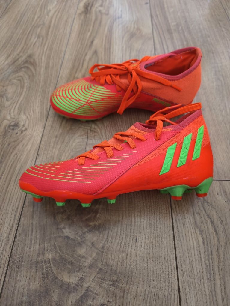 Buty piłkarskie adidas