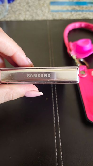 Samsung z flip 6 impecável