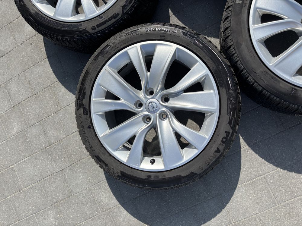 Felgi Aluminiowe 18 Opel Insignia B Zafira C Astra 5x115 Zimowe