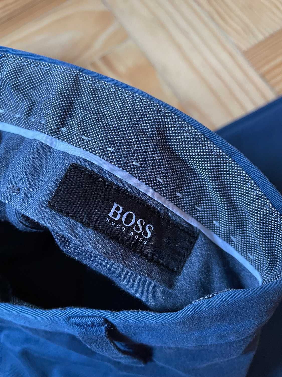 Calças Chinos Hugo Boss Homem. Azul. Algodão