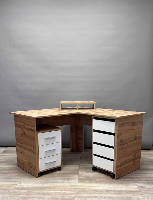 Від виробництва стіл для офісу, для навчання.