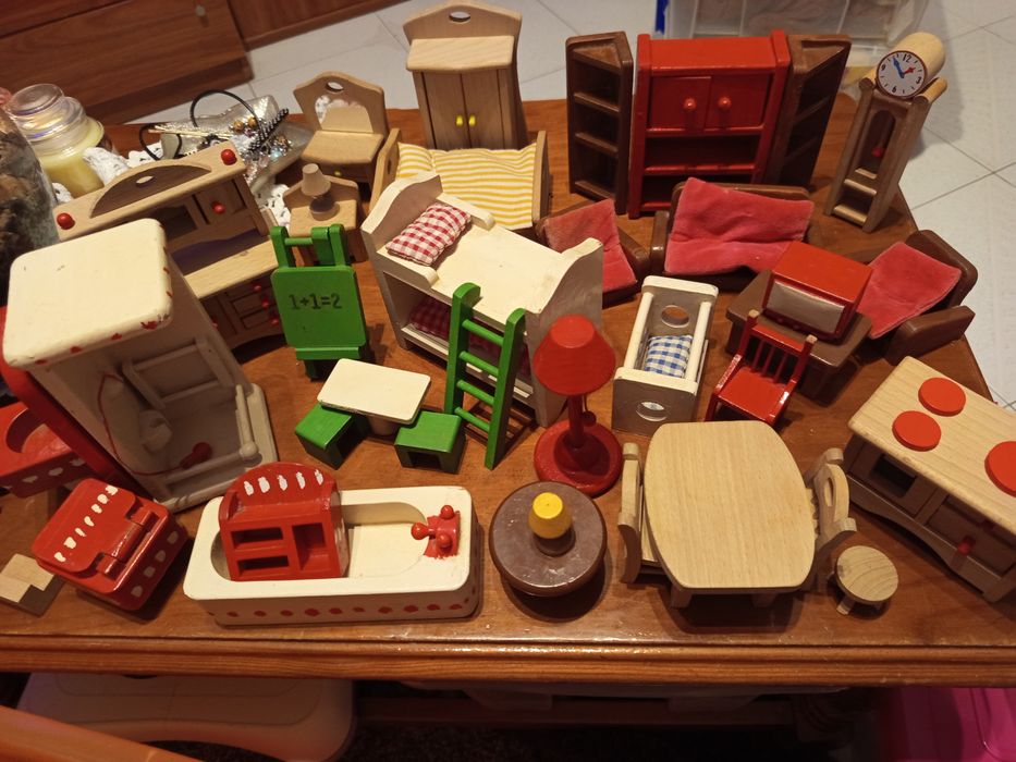 Brinquedos de madeira