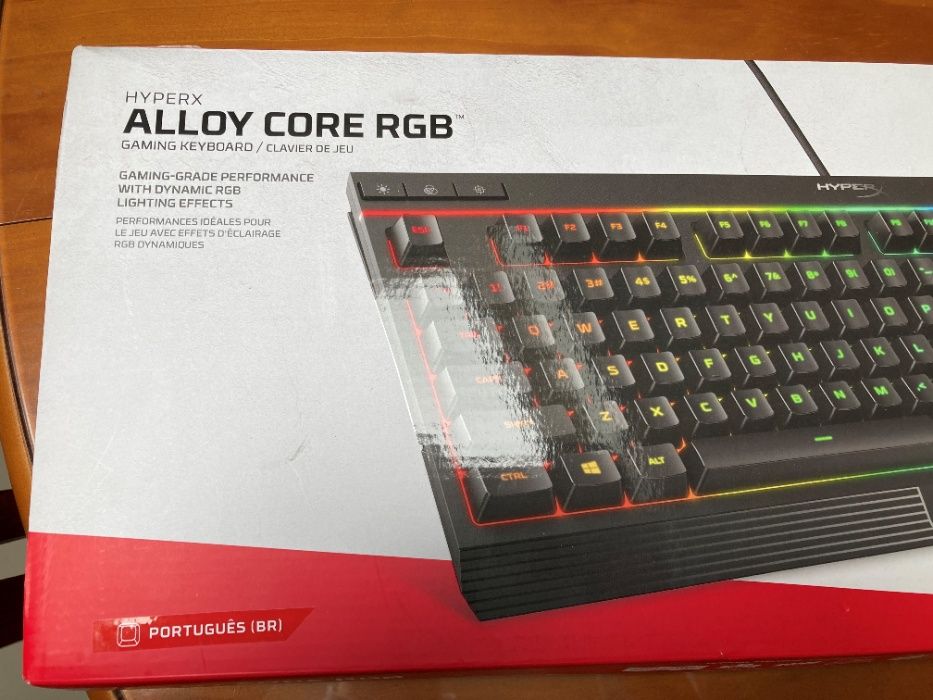 Teclado de membrana para jogos RGB HyperX Alloy Core