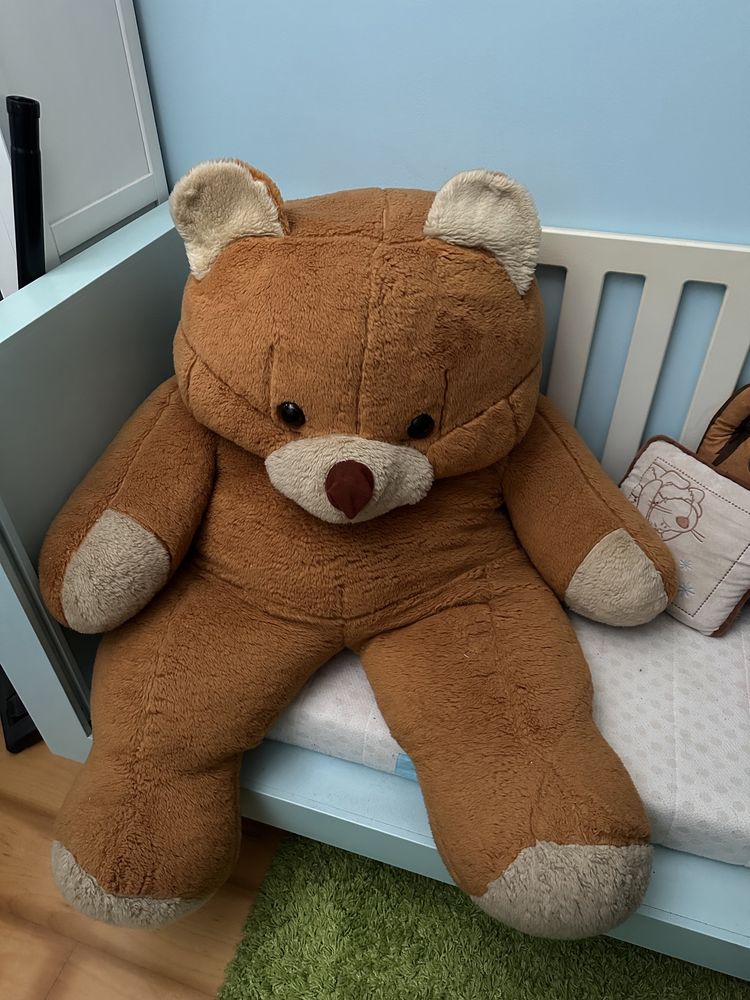 Urso de peluche de grande dimensão