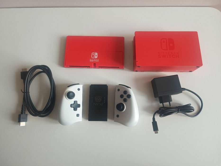 Nintendo Switch Oled Mario Edition + Nyxi