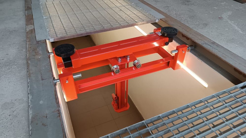 Podnośnik kanałowy lewar kanałowy