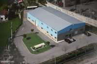 Pavilhão industrial c/ 720 m2 + área escritórios em Amarante